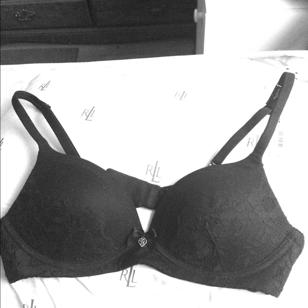 Victoria’s Secret Body by Victoria Wireless Bra